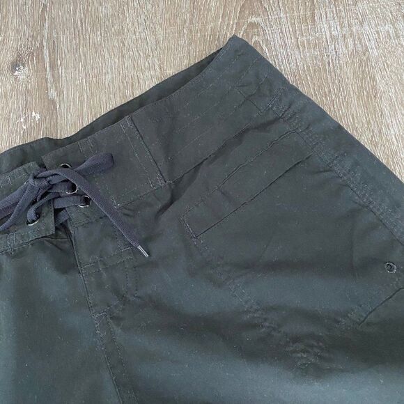 Island Escape Black High Waist Shorts SZ 8 - Picture 5 of 10
